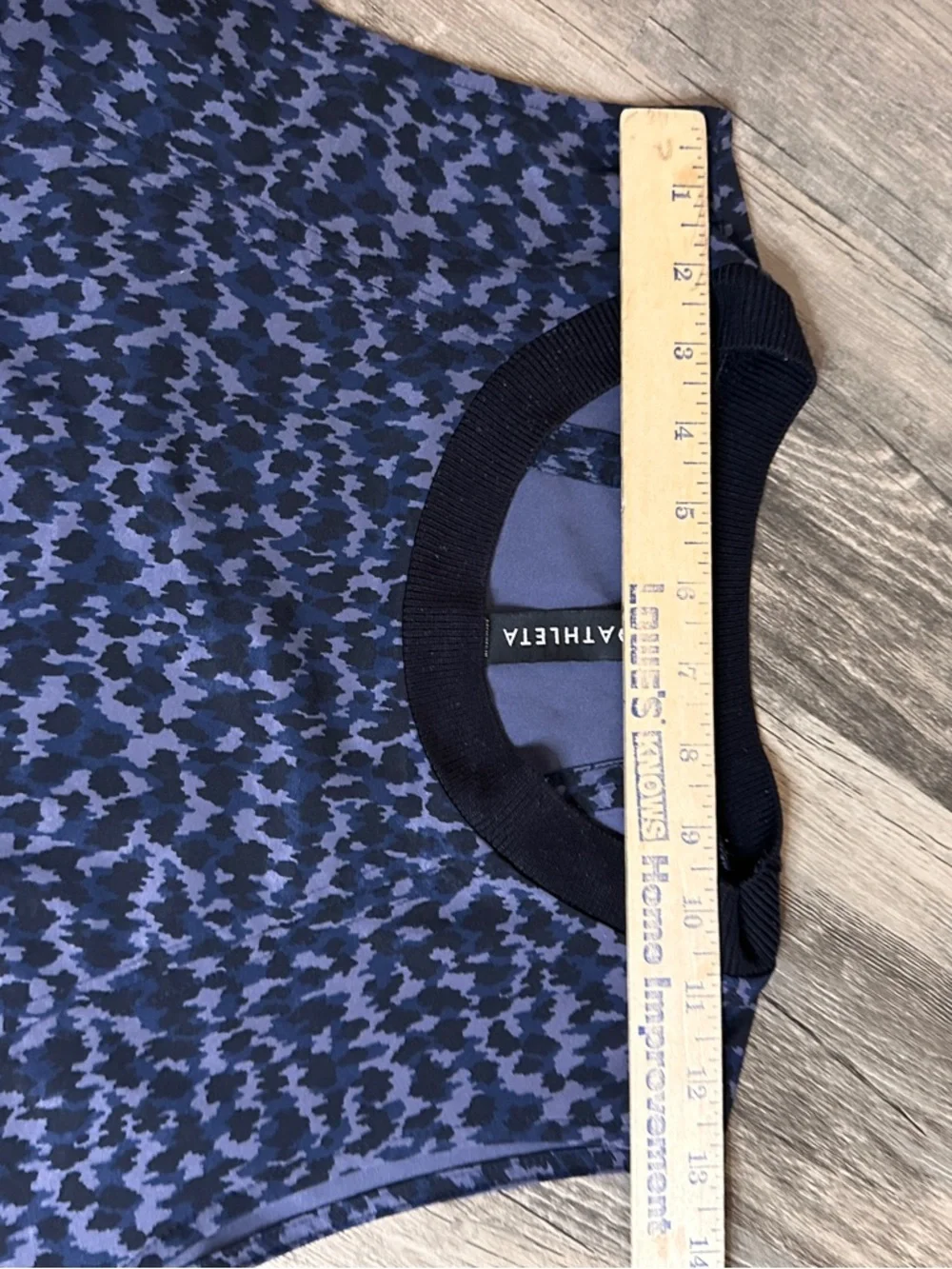 Athleta Navy and Dark Blue Printed Athletic Tank size XL - Picture 4 of 13